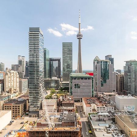 Luxury 2 Bedroom In The Heart Of Entertainment District - City Skyline View & Balcony Toronto Bagian luar foto